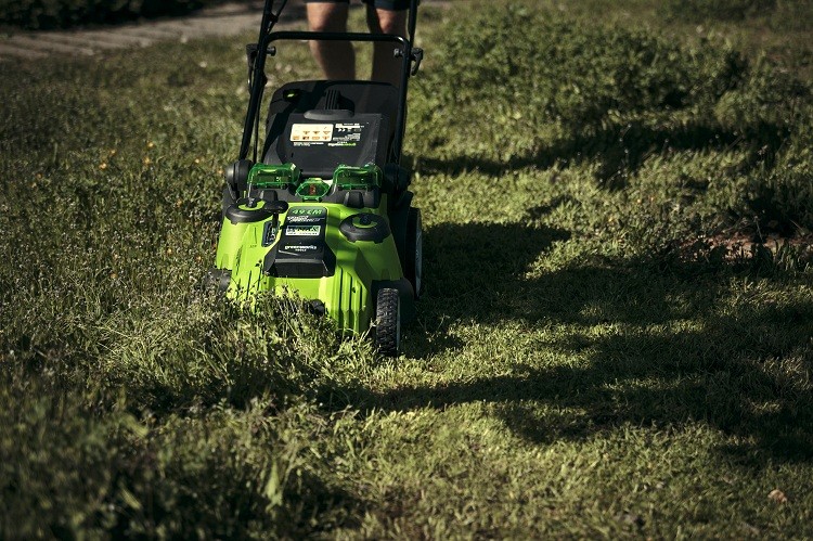 Газонокосилка аккумуляторная Greenworks Twin Force G40LM49DB без аккумулятора и зарядного устройства