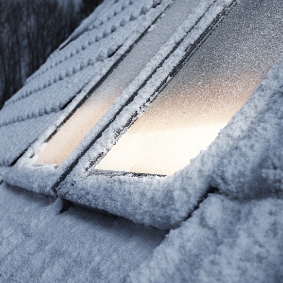 Окно мансардное Velux Optima Комфорт GLR 3073IS (SR06) 1140х1180 мм ручка сверху