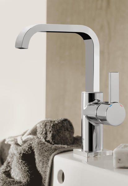 Смеситель для раковины Grohe 32757000 с донным клапаном