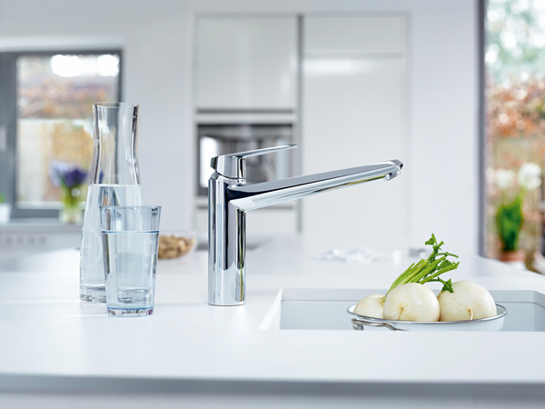 Смеситель для кухни Grohe Eurodisc Cosmopolitan 33770002