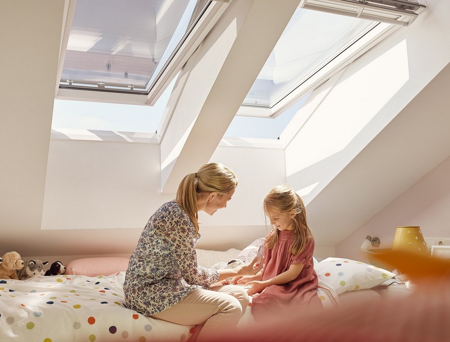 Окно мансардное Velux Premium GGU 0068 (MK04) 780x980 мм белое полиуретан