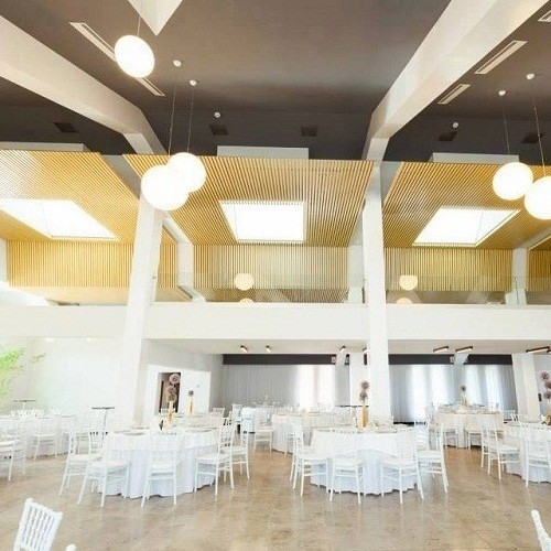 Рейка кубообразная Cesal Art AR С 40/95 731 дуб селект 95х40х95х4000 мм