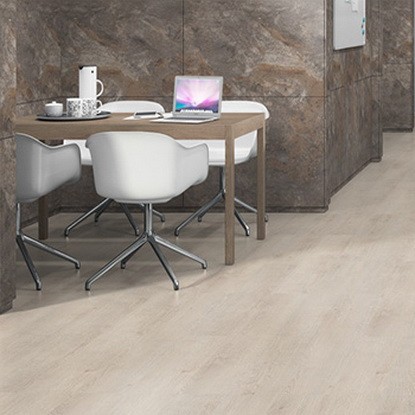 Ламинат Egger Classic Aqua Plus EPL045 Дуб Ньюбери белый