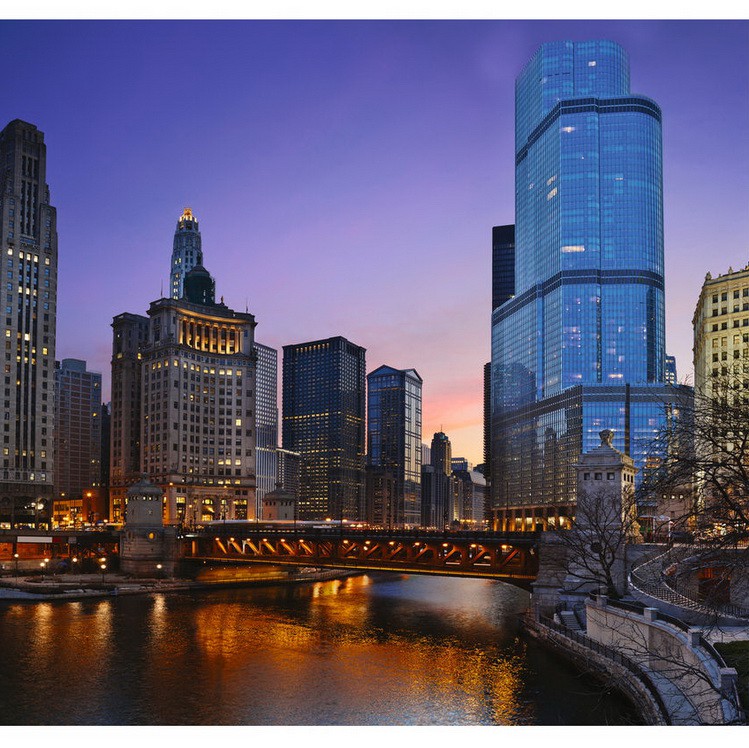 Фотообои виниловые на флизелиновой основе Decocode Огни Чикаго 31-0003-WL 3х2,8 м  