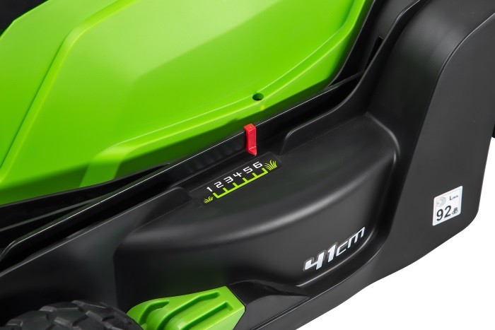 Газонокосилка аккумуляторная Greenworks G-MAX 40V G40LM41K3