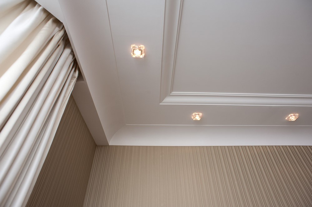 Карниз потолочный полиуретановый Orac Decor Luxxus C331 2000х135х64 мм