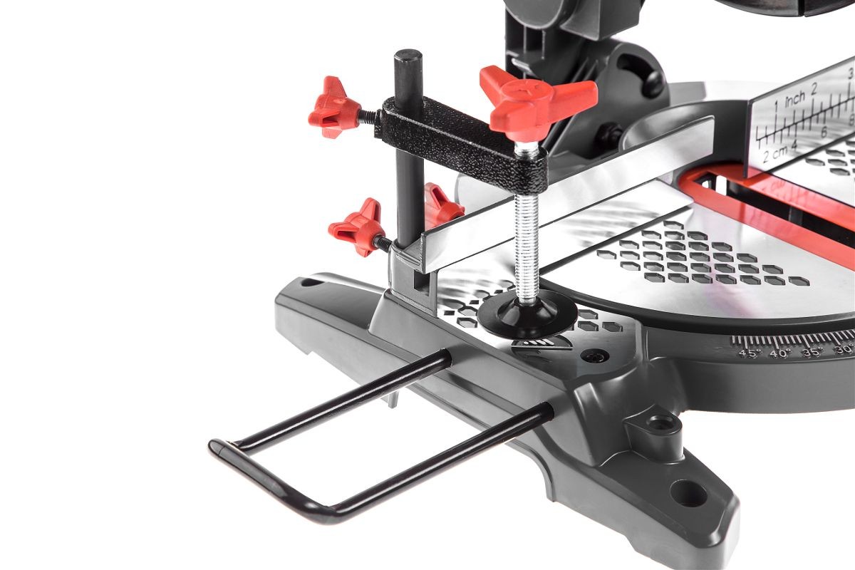 Пила торцовочная Hammer Flex STL1200/210C