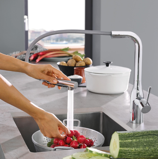 Смеситель для кухни Grohe Essence 30270000