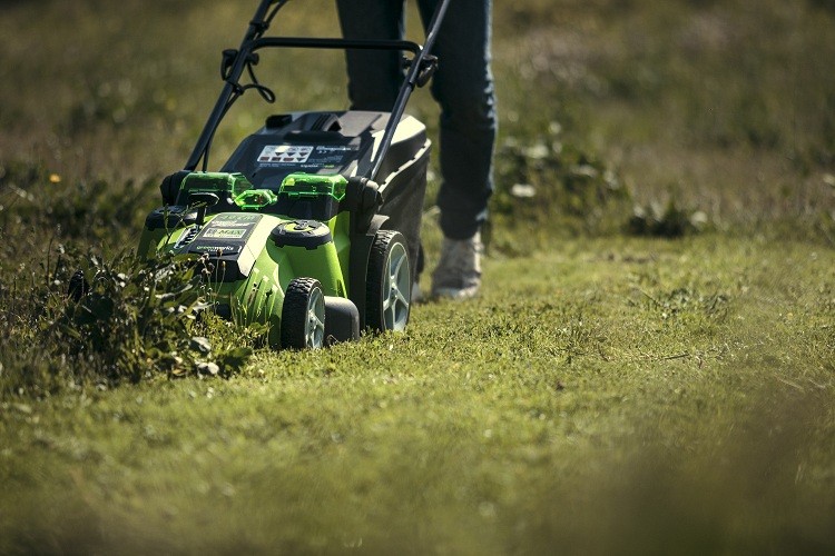 Газонокосилка аккумуляторная Greenworks G40LM49DBK4 TwinForce