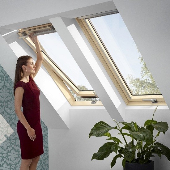 Окно мансардное Velux Optima Комфорт GLR 3073BTIS (PR08) 940х1400 мм две ручки