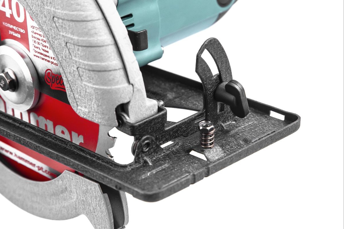 Пила циркулярная Hammer Flex CRP1800