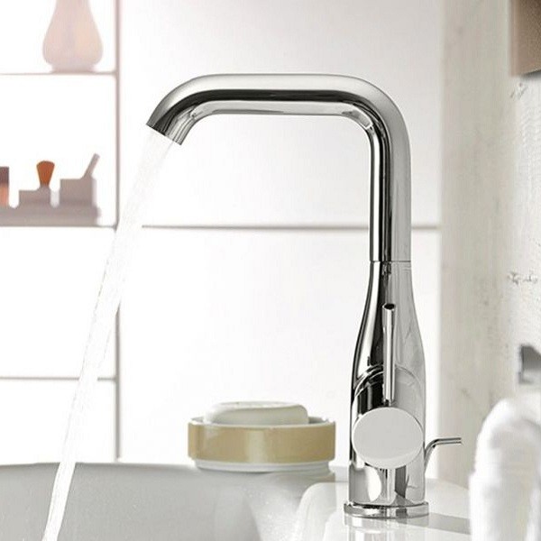 Смеситель для раковины Grohe Essence+ 23462001