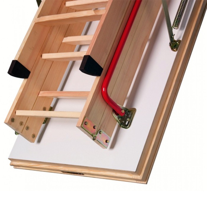 Чердачная лестница Fakro LWT Thermo 700х1300х3050 мм