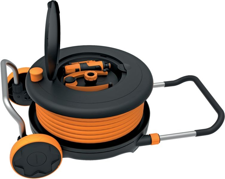 Шланг на катушке Fiskars 1/2 дюйма 20 м с набором аксессуаров
