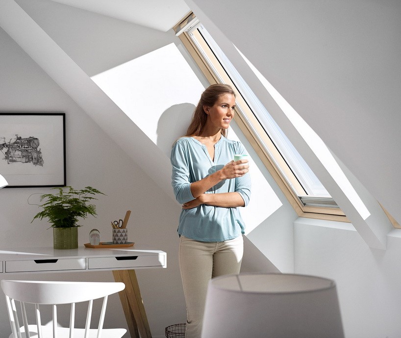 Окно мансардное Velux Premium GGL 3086 супертеплое (FK04) 660x980 мм ручка сверху