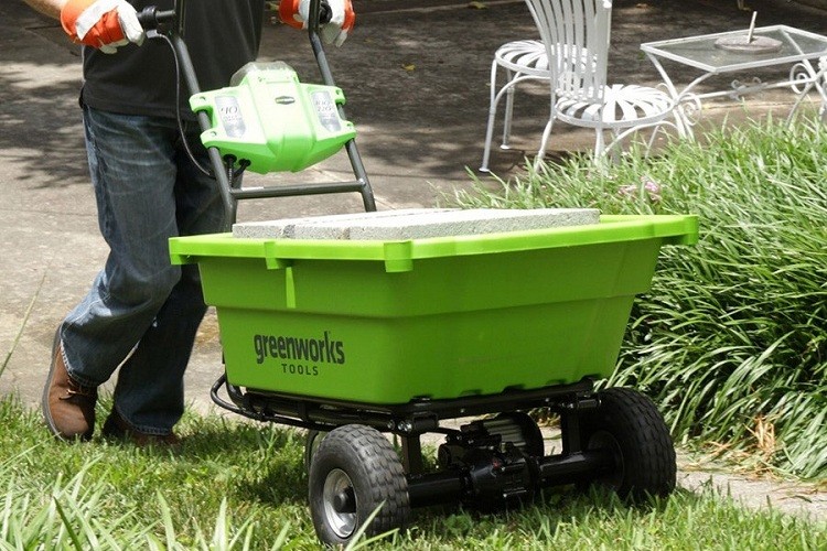Тележка садовая самоходная Greenworks G-Max 40V G40GCK4