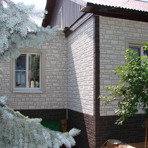 Панель фасадная Docke Burg белая 946х445 мм