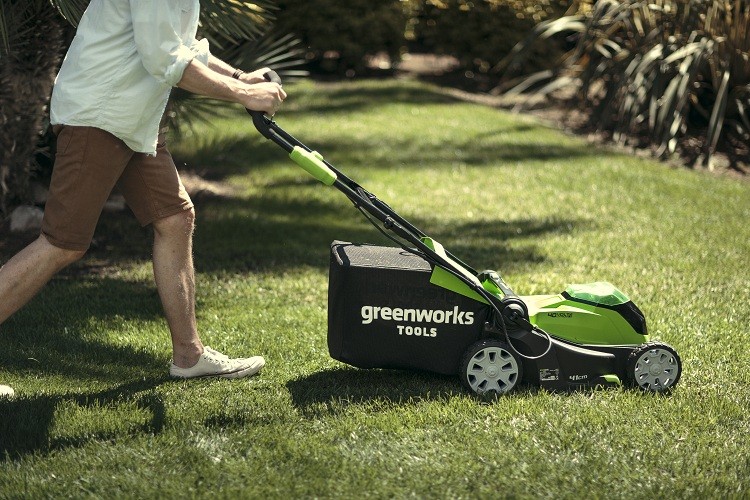 Газонокосилка аккумуляторная Greenworks G40LM40 без аккумулятора и зарядного устройства
