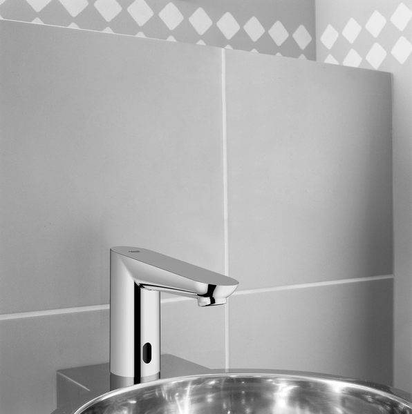 Вентиль для раковины сенсорный Grohe Euroeco Cosmopolitan E 36269000
