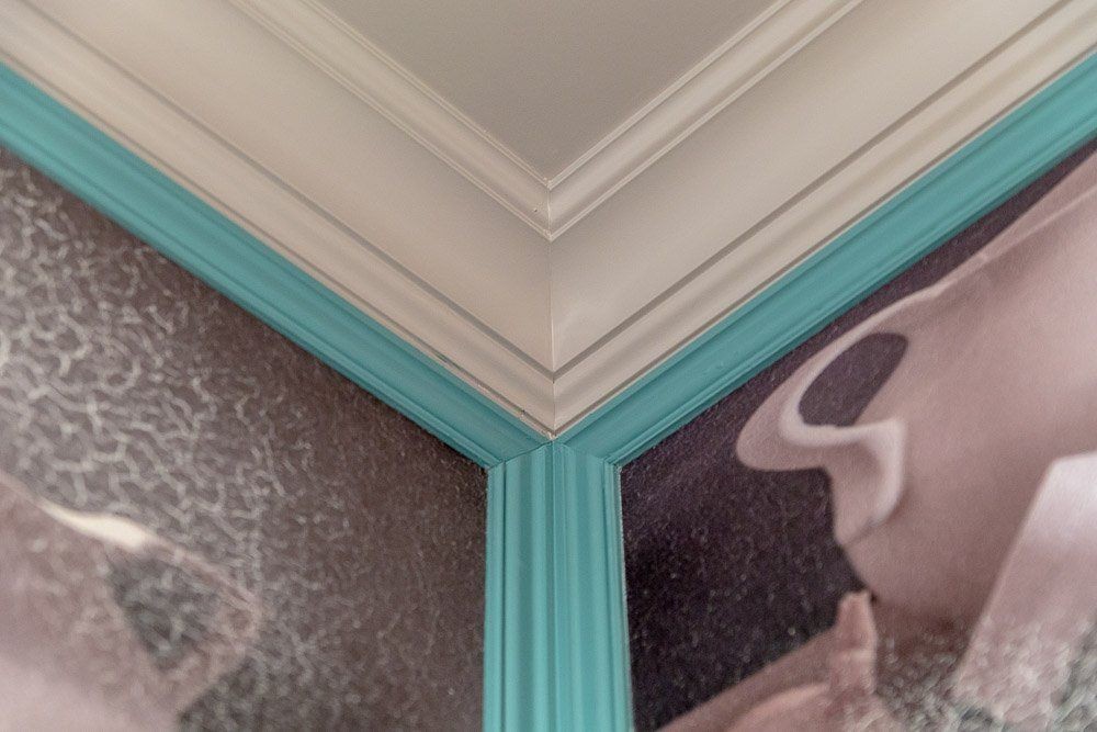 Карниз потолочный полиуретановый Orac Decor Luxxus C213 2000х80х80 мм