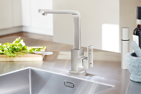 Смеситель для кухни Grohe Eurocube 31255DC0