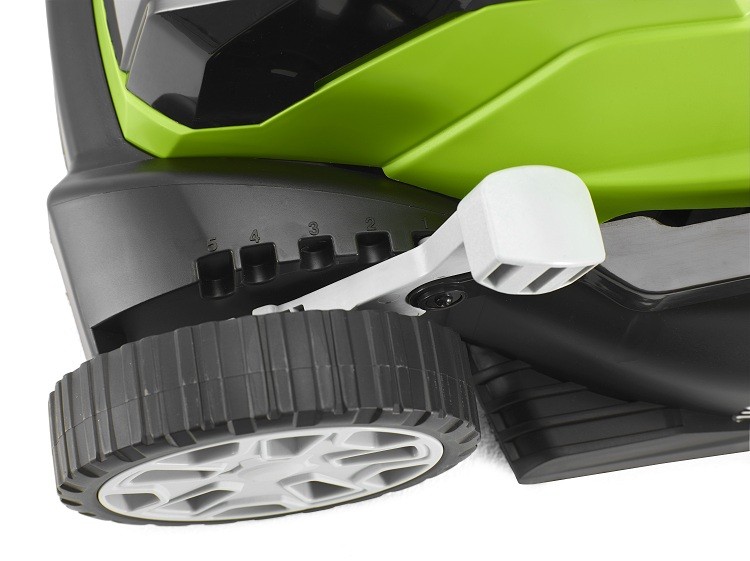 Газонокосилка аккумуляторная Greenworks G40LM41