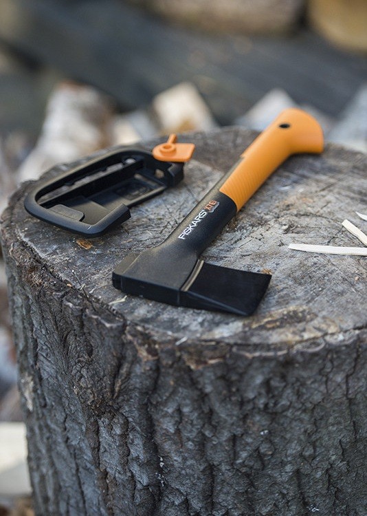 Топор Fiskars X7 XS 121423 универсальный