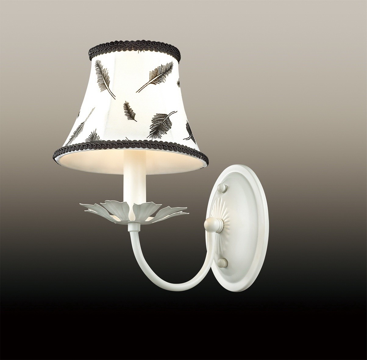 Бра Odeon Light Novola 2920/1W белое E14 40W 220V