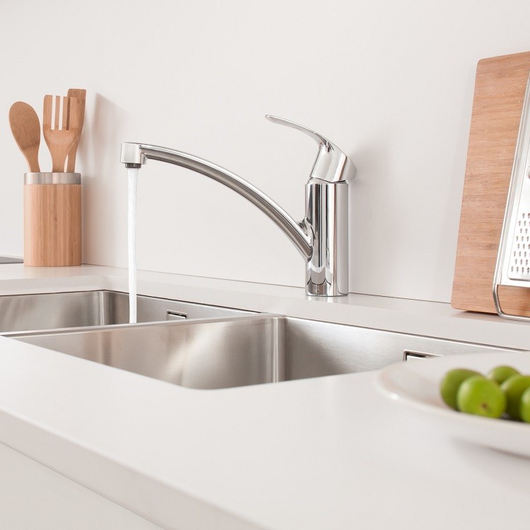 Смеситель для кухни Grohe Eurosmart 33281002