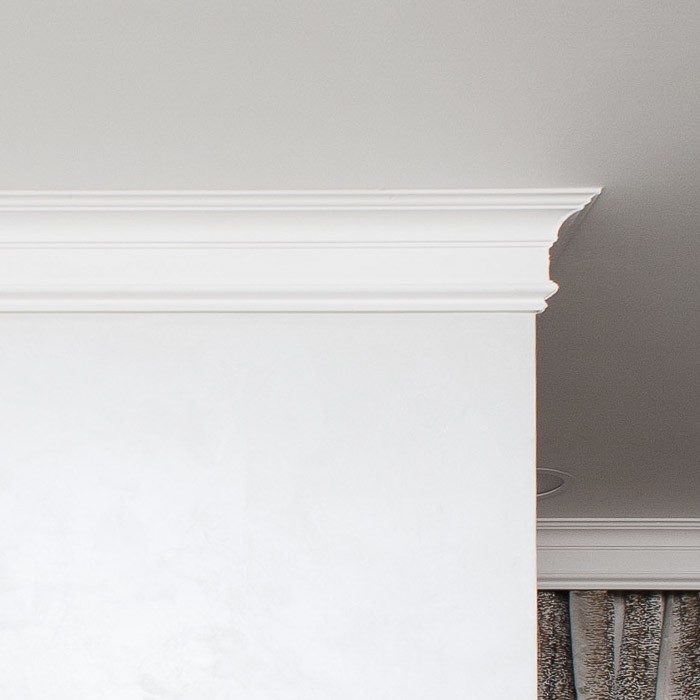 Карниз потолочный полиуретановый Orac Decor Luxxus C339F 2000х64х141 мм