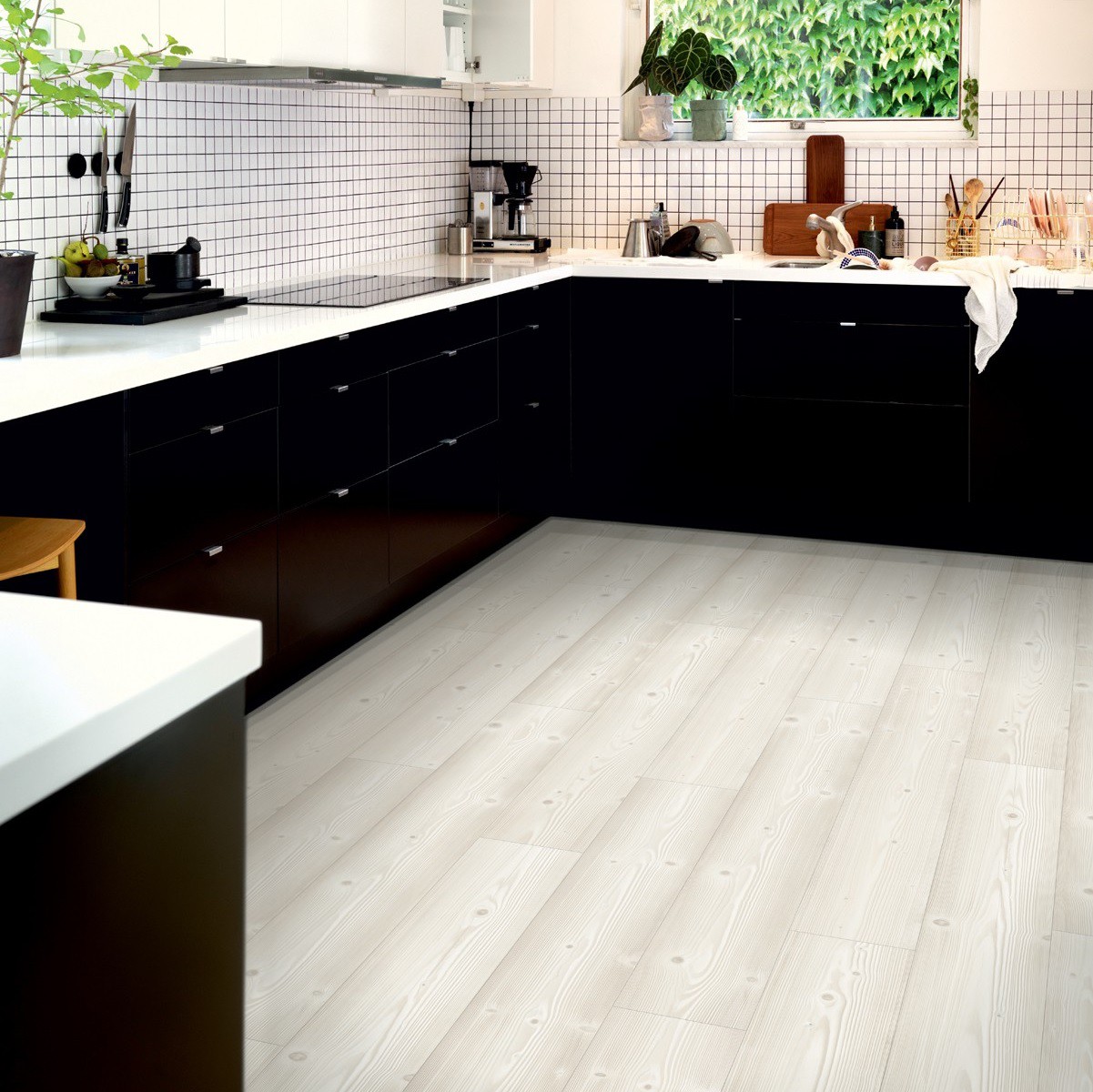 Ламинат Pergo Sensation Modern Plank 4V L1231-03373 Сосна Состаренная белая