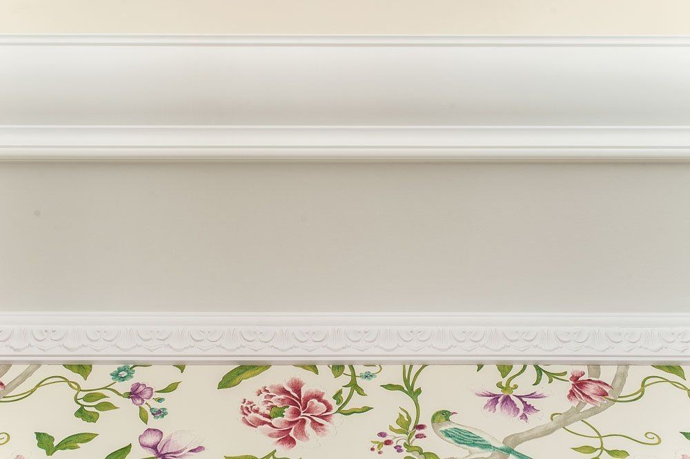 Карниз потолочный полиуретановый Orac Decor Luxxus C214F 2000х31х66 мм
