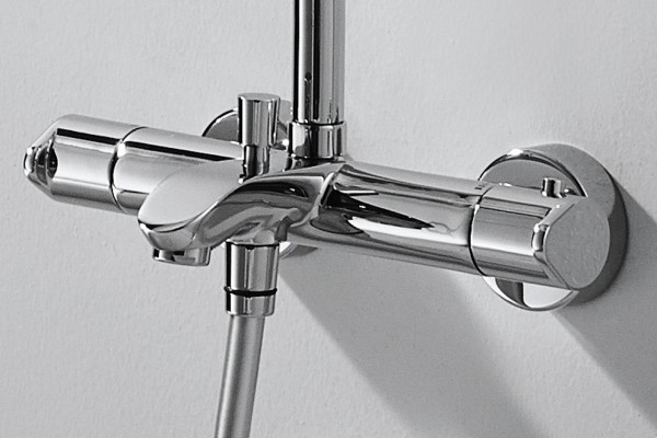 Душевая стойка Bravat Waterfall SS F639114C-A3-RUS с термостатом