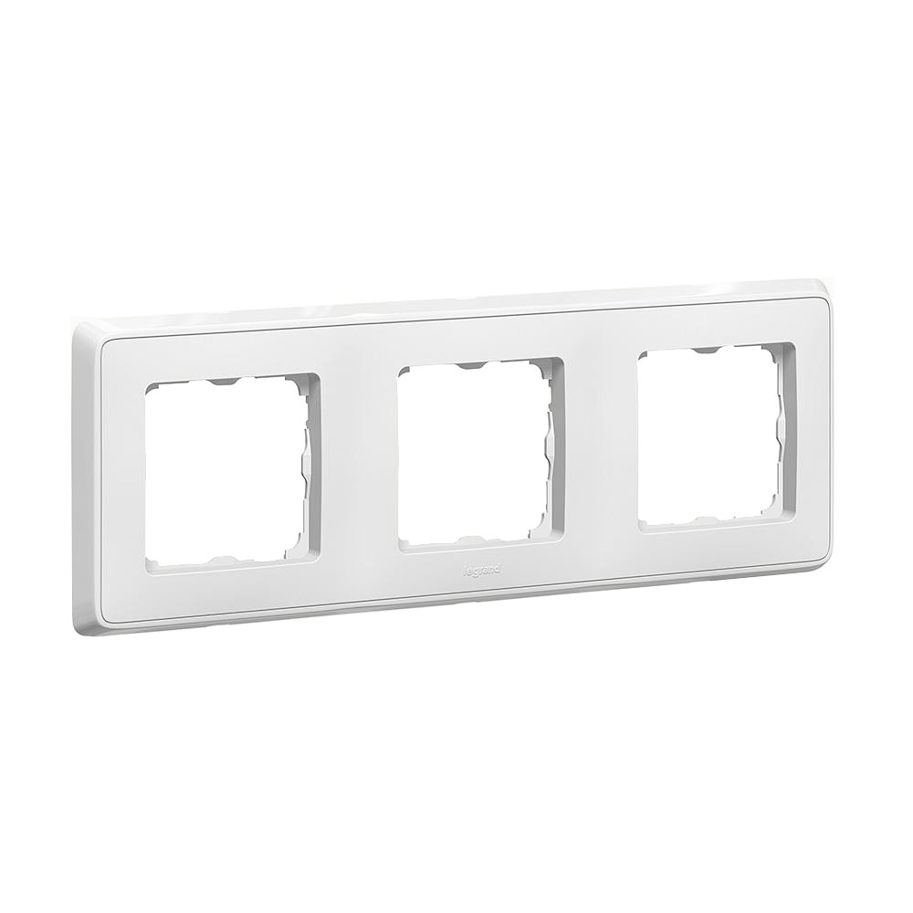 Рамка трехместная Legrand Cariva 773653 белая