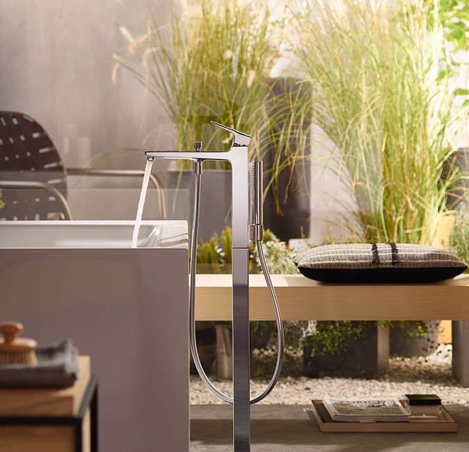 Смеситель для ванны Hansgrohe Metris 32532000 напольный