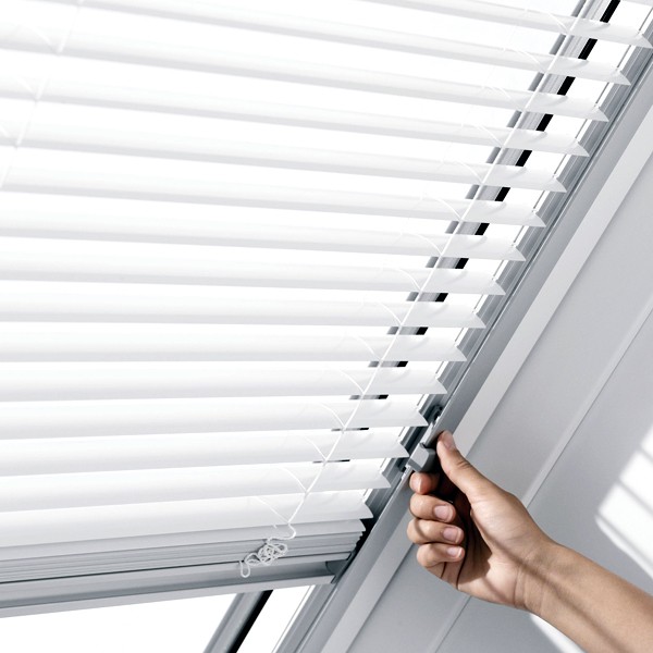 Жалюзи Velux PAL 7001 (М08) 78х140 см