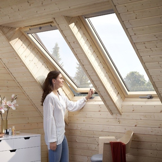Окно мансардное Velux Optima Стандарт GZR 3050B (MR08) 780х1400 мм ручка снизу