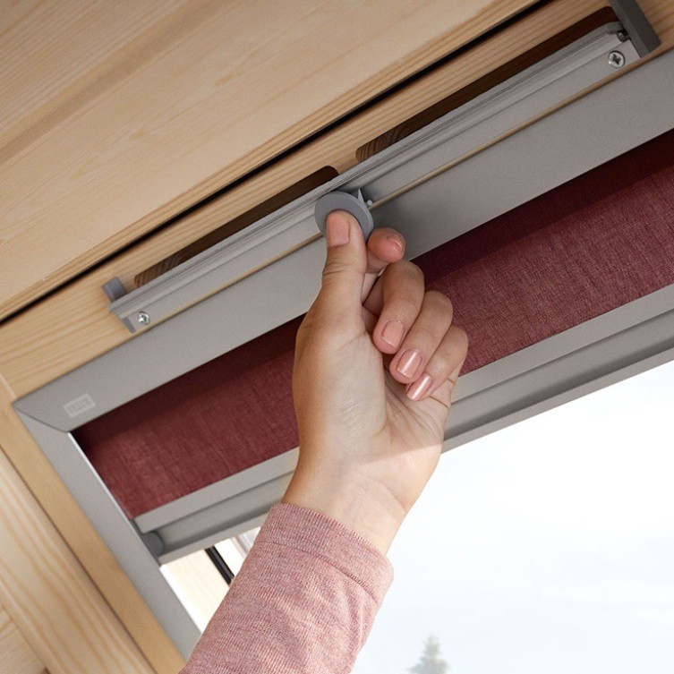 Окно мансардное Velux Optima Комфорт GLR 3073IS (PR08) 940х1400 мм ручка сверху