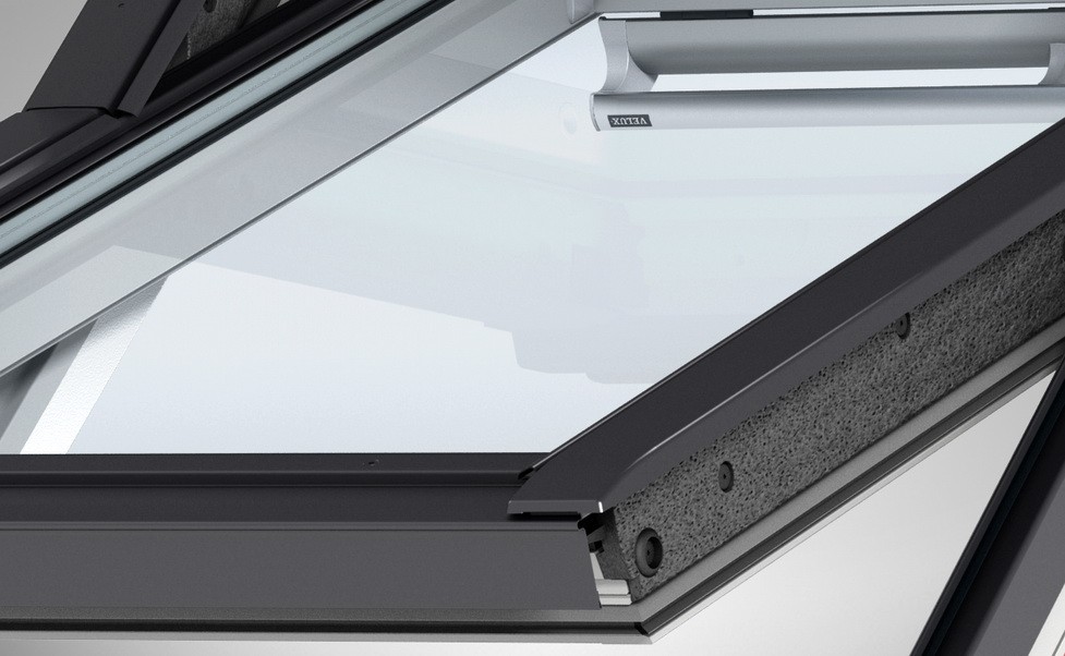 Окно мансардное Velux Premium GGU 0068 (MK10) 780x1600 мм белое полиуретан