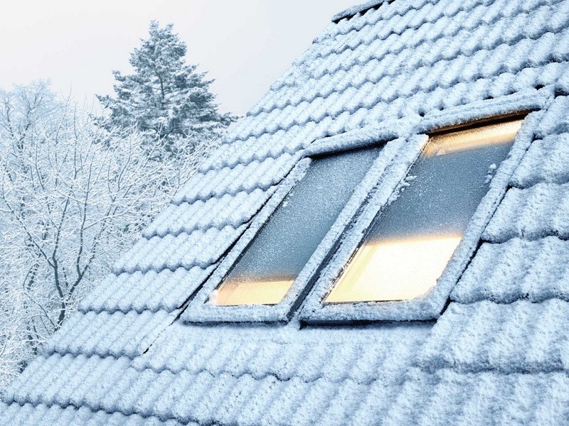 Окно мансардное Velux Premium GGL 3086 супертеплое (FK04) 660x980 мм ручка сверху